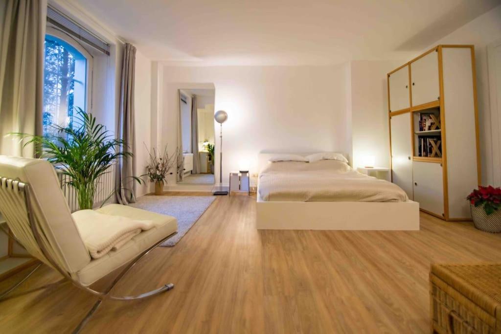 ברלין Ground Floor In Villa In Charlottenburg Garden View מראה חיצוני תמונה