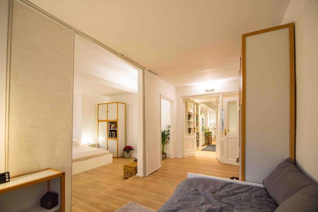 ברלין Ground Floor In Villa In Charlottenburg Garden View מראה חיצוני תמונה