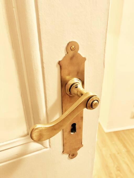 ברלין Ground Floor In Villa In Charlottenburg Garden View מראה חיצוני תמונה