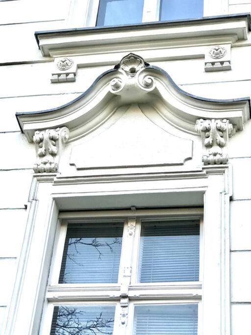 ברלין Ground Floor In Villa In Charlottenburg Garden View מראה חיצוני תמונה